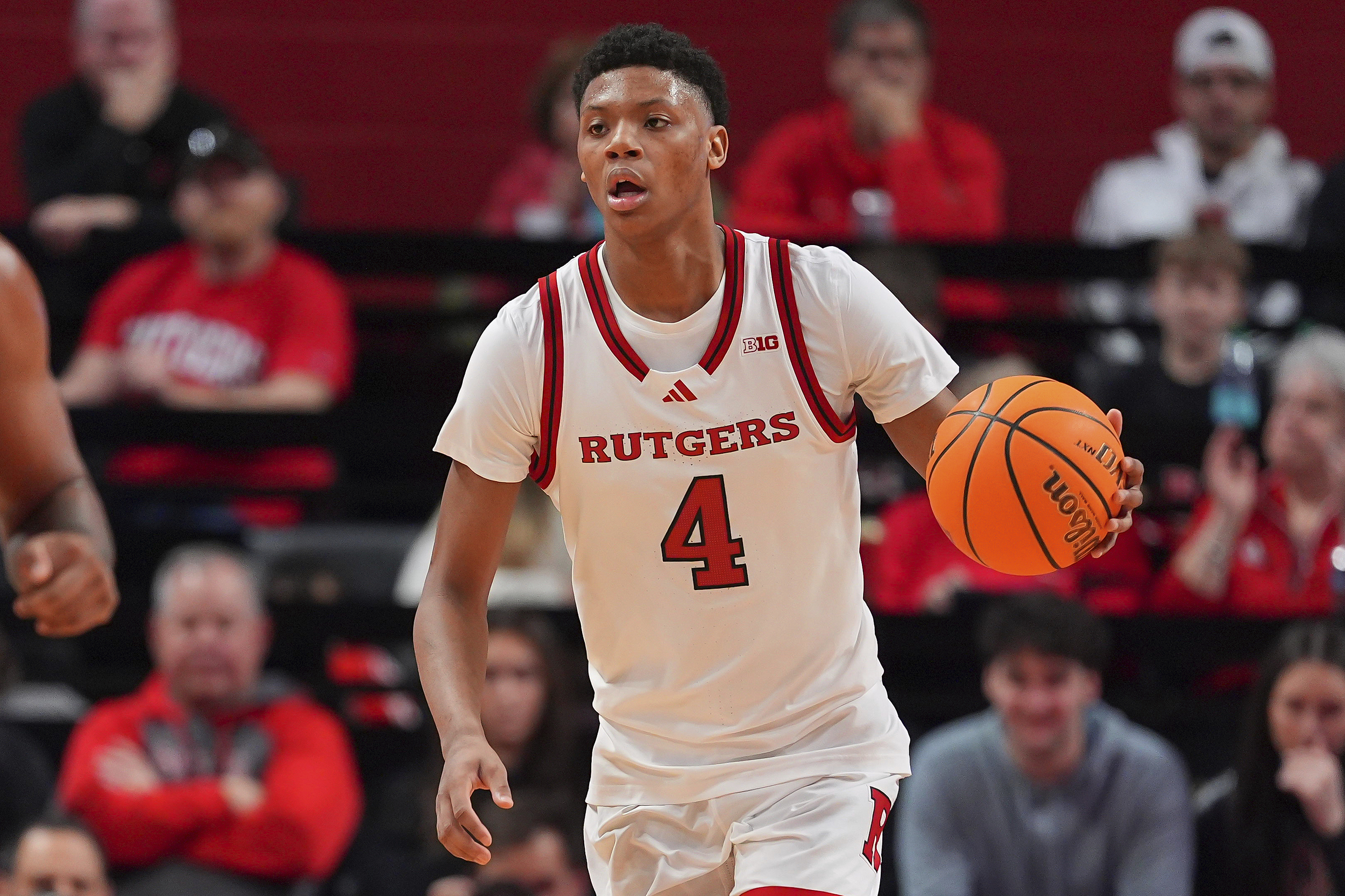 kaiyun 官网-Shams：爵士队暂无交易艾斯·贝利的计划