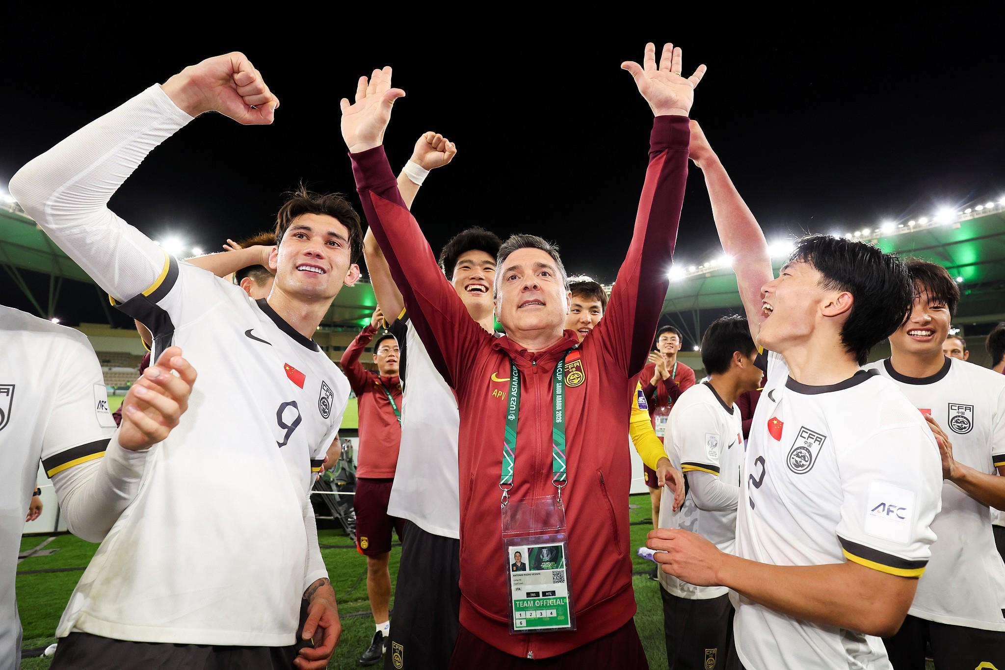 体育视频直播-骆明：传控和防范不是反义词关系；U23球员脚下有活是基础