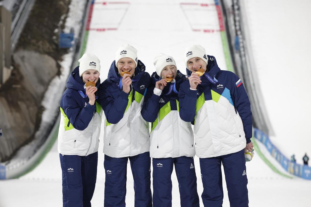 app下载-米兰冬奥会圆满闭幕 匹克实力“军团”亮眼战绩闪耀米兰